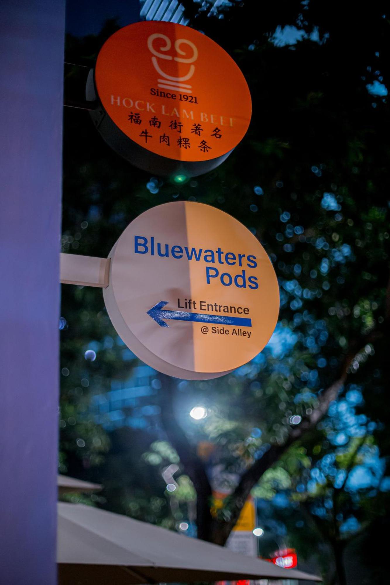 Asrama Bluewaters Female-only Singapura